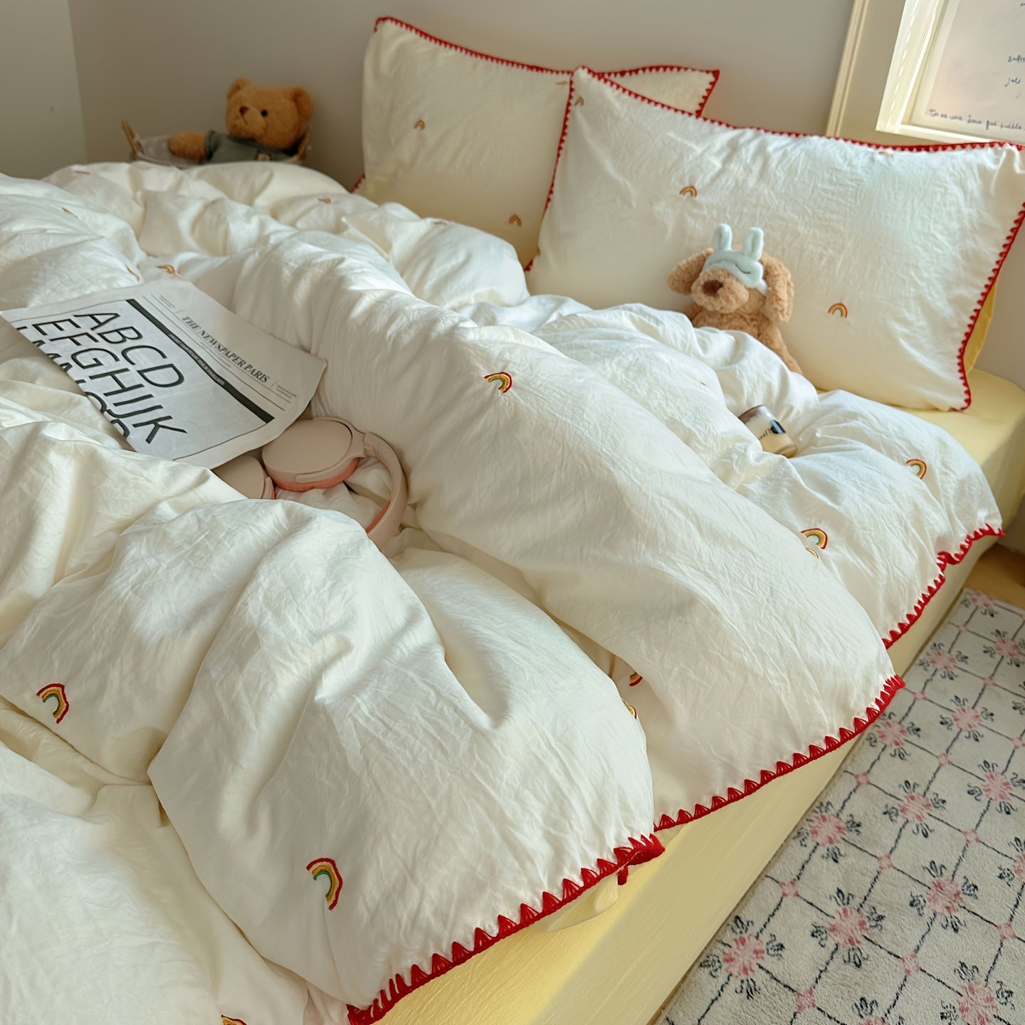 {4pcs} Shell-Edge Embroidery Duvet Set