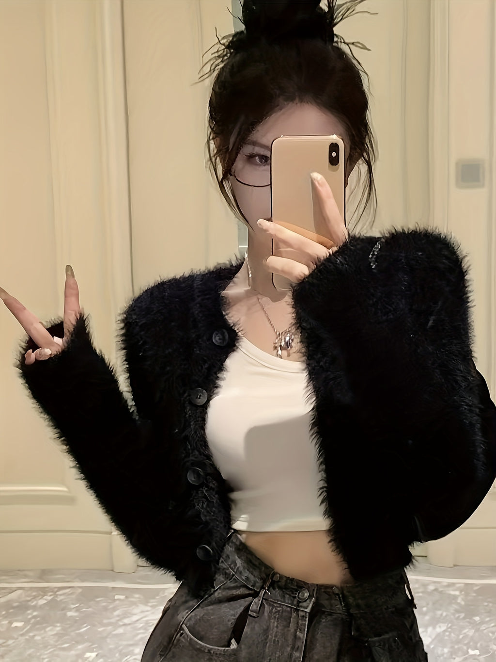 Women's Sexy Plush Cardigan - Black Faux Fur Trim Cropped Button-Front Sweater, Soft Warm Open Front Design for Spring/Autumn, Versatile Chic Layering Piece for Casual to Formal Outfits, Cardigan Sweater, Autumn Wardrobe, Tre