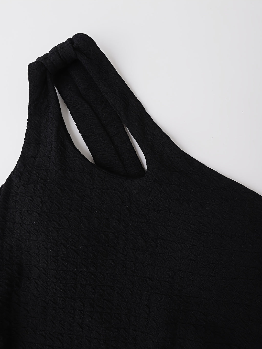 Women's 2pcs Sleeveless Off-Shoulder High-Waisted Set - Black & White Geometric Zebra Stripe Wide-Leg Pants & Top, Non-Stretch Summer Outfit for Beach, Casual Semi-Formal Wear, 2pcs Outfit Set (No Accessories Included)