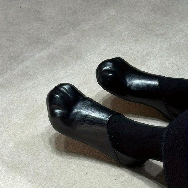 Slip-On Cat Claw Shoes