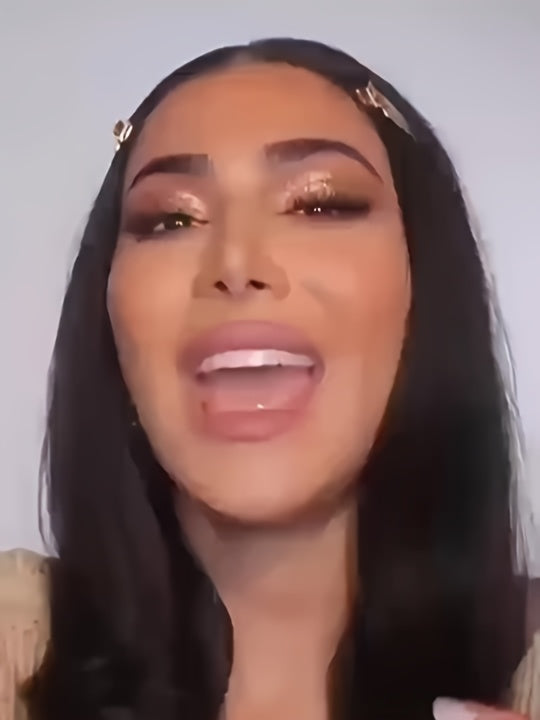 18-Color All-in-One Eyeshadow Palette with Matte, Shimmer, Glitter & Rainbow Effects