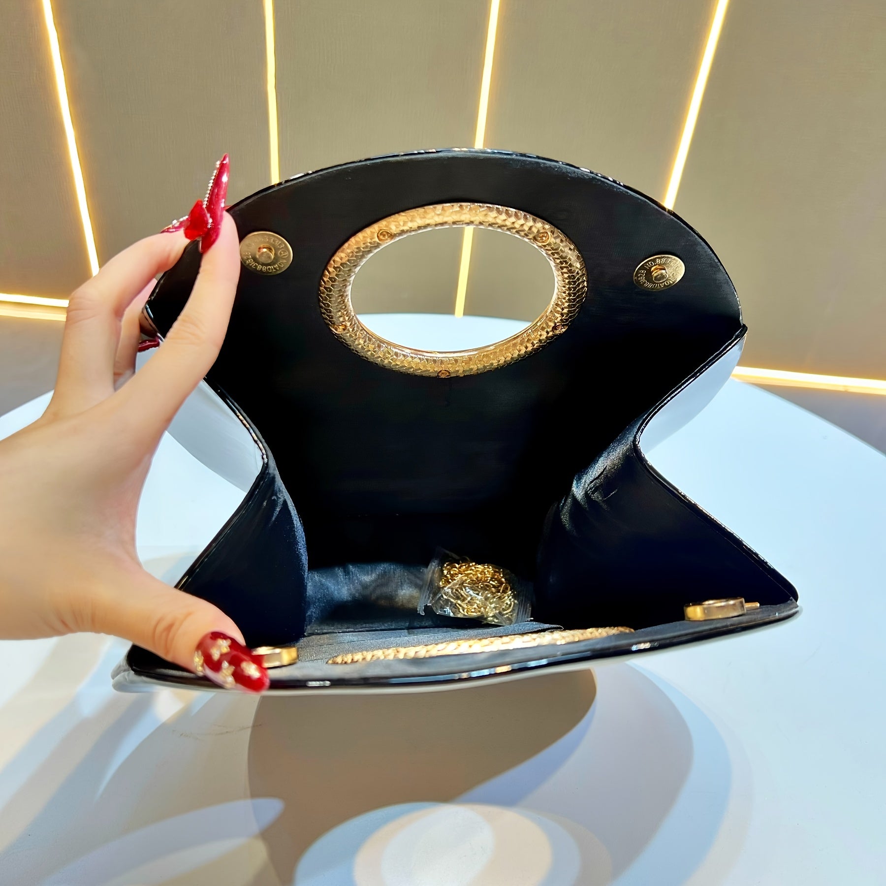 Luxury Rhinestone Clutch Bag