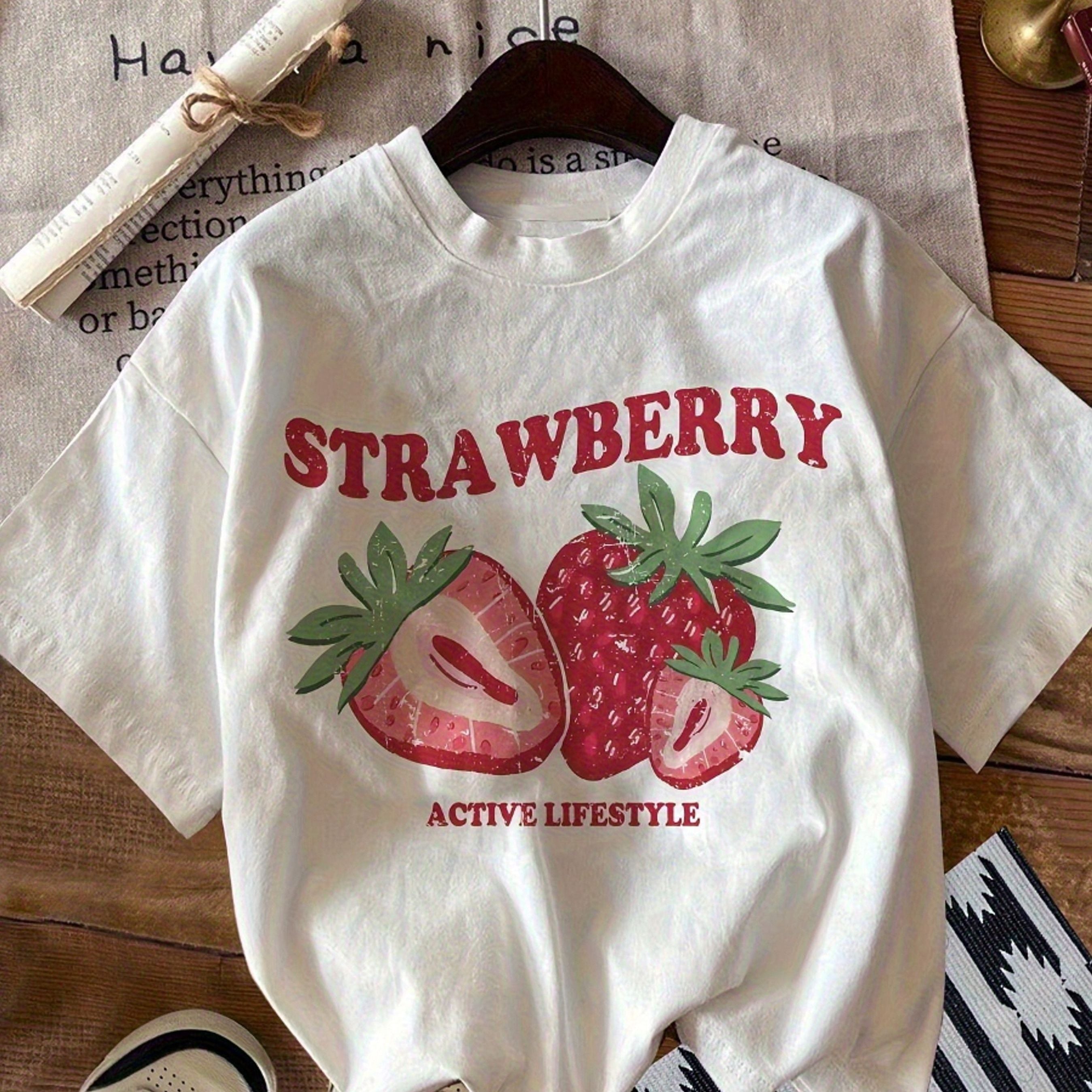Strawberry Pattern T-shirt