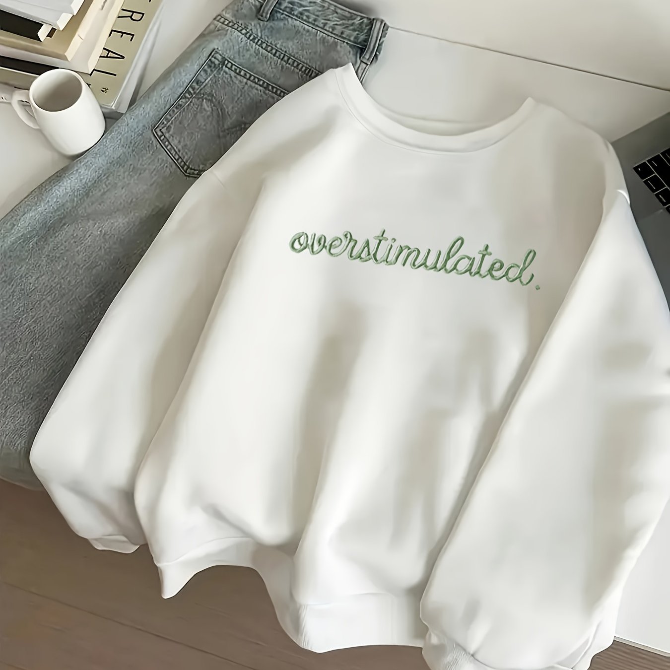 Women'S Sporty Casual Letter Print Crew Neck Sweatshirt - Cozy Fleece-Lined, Machine Washable, Black with "OVERSTIMULATED" Design, Perfect for Fall/Winter, Casual Sportswear | Relaxed Fit Sweatshirt | Machine Washable Top, Sw