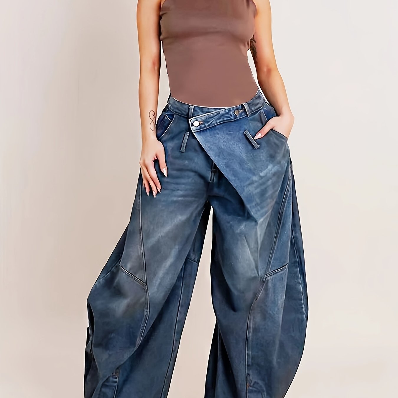 Distressed Washed Jeans