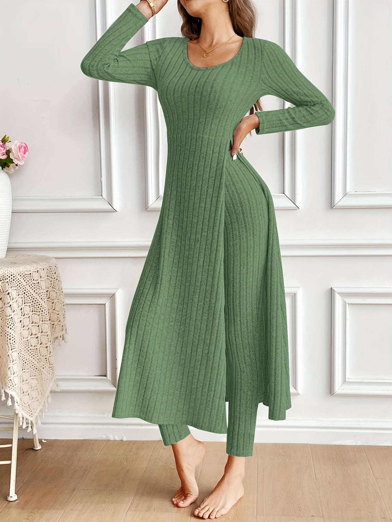 Two-piece Set of Ribbed Long-sleeved Top and Pants