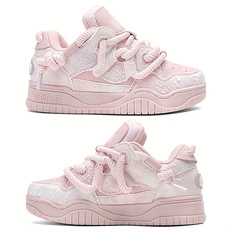 Low Top Lace-Up Cartoon Pattern Skateboarding Shoes