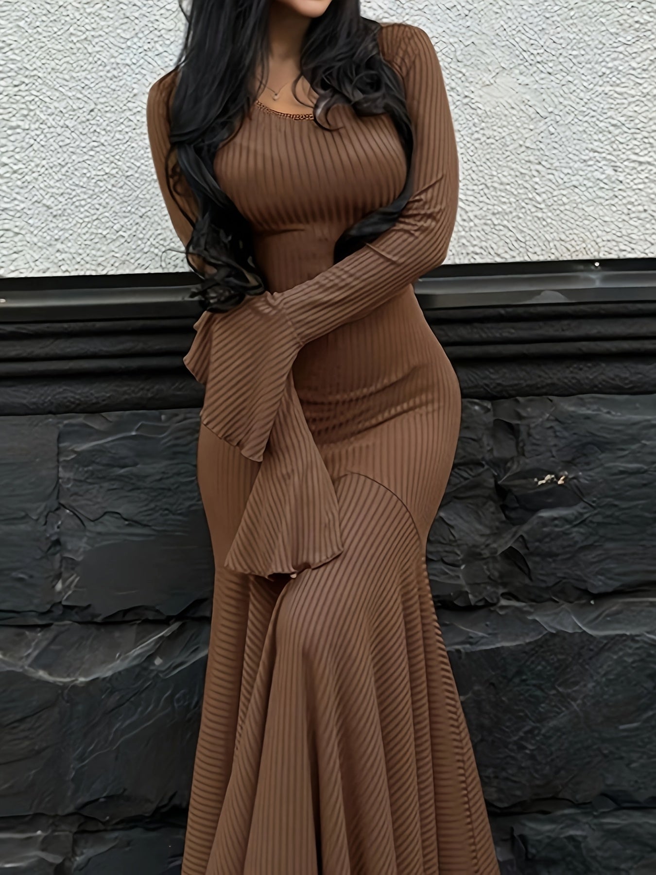 Style Round Neck Flared Sleeve Solid Color Mermaid Dress