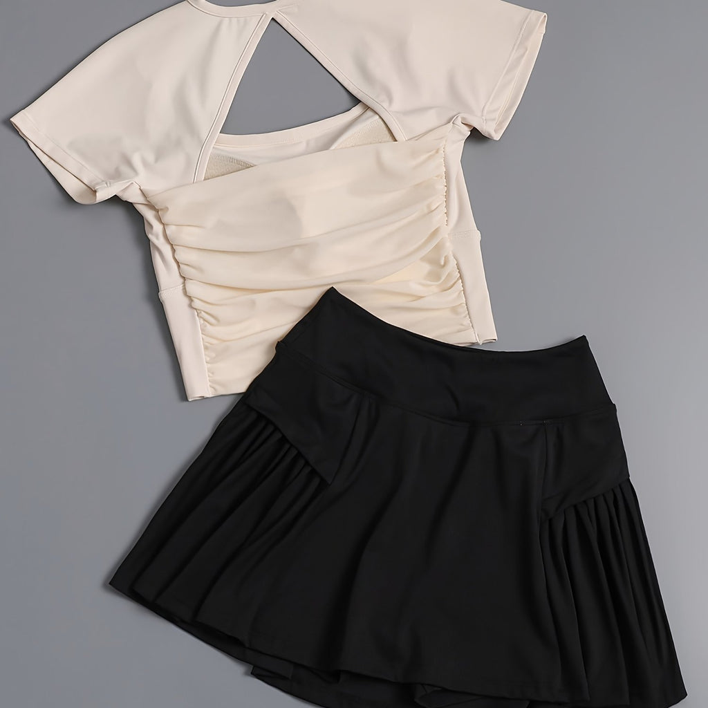 A Stylish Two-Piece Sports Outfit