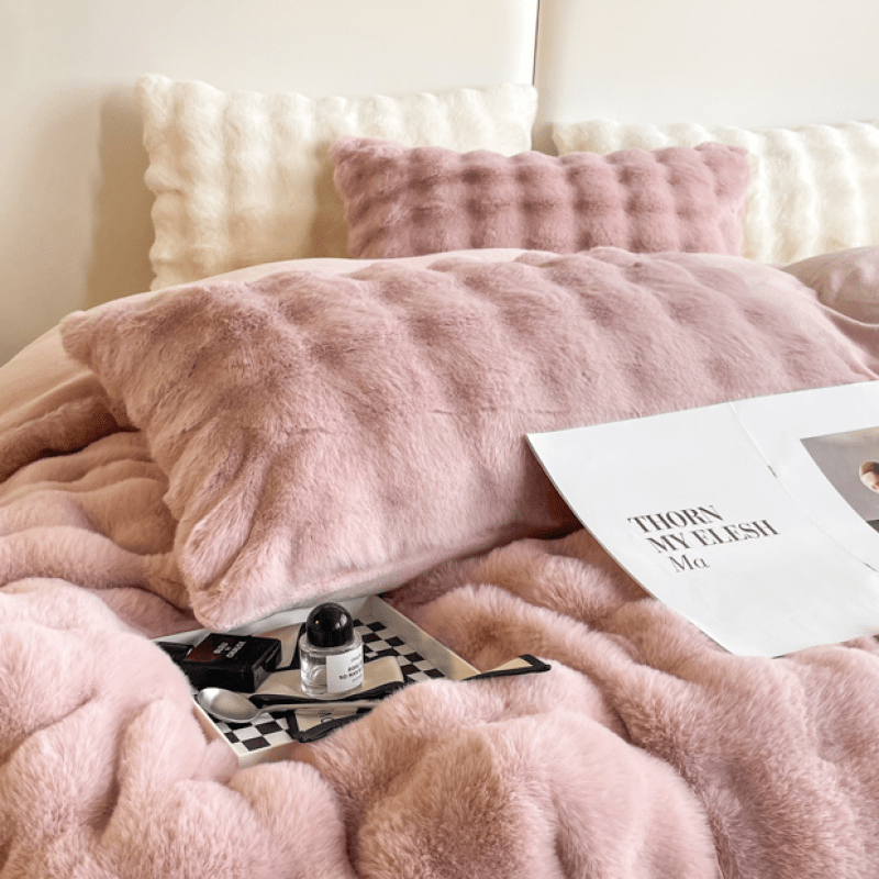 {2pcs} Bubble Imitation Rabbit Plush Pillowcases