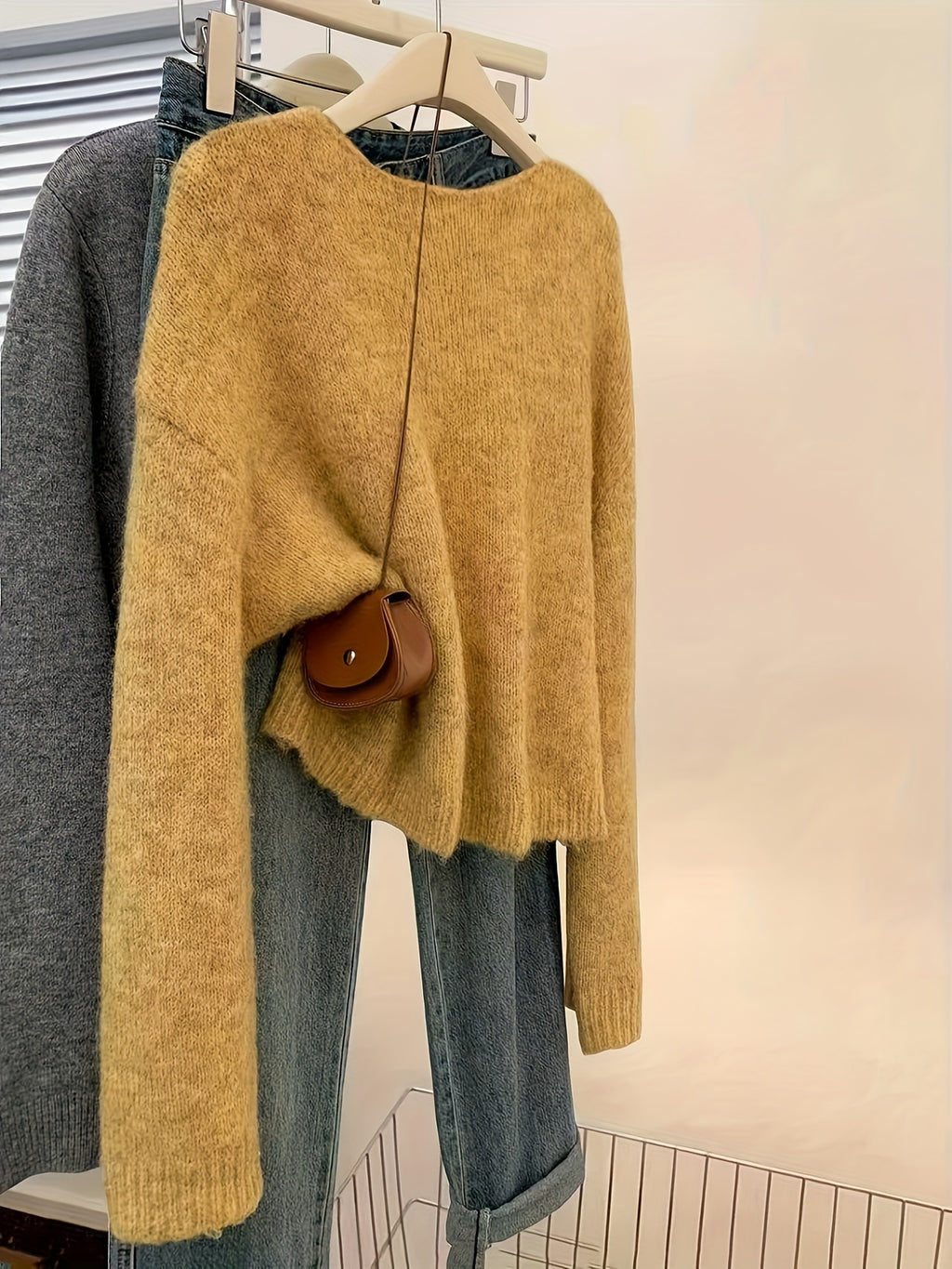 2025 New Christmas Casual Versatile Pullover Soft Short Sweater for Women Autumn Winter Base Layer