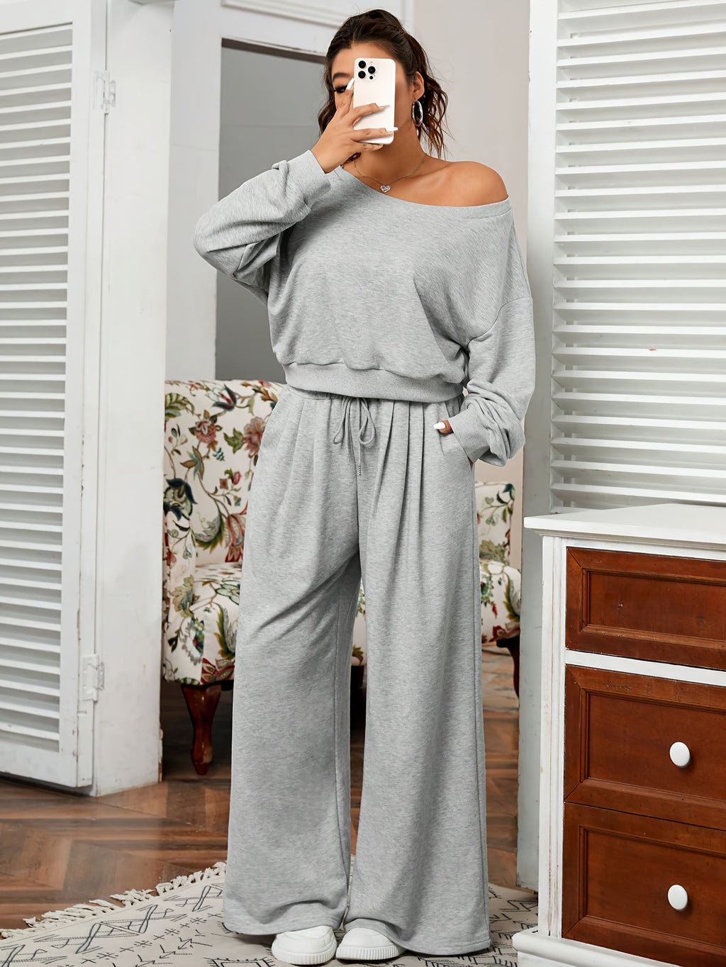 Casual Sweatshirt and Wide Leg Pants Set