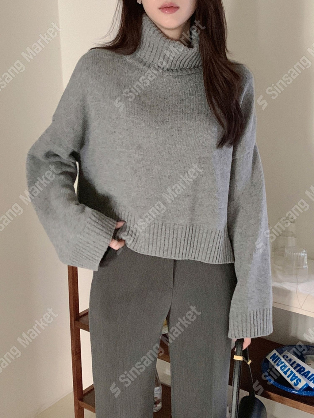 Bronze crop turtleneck FW