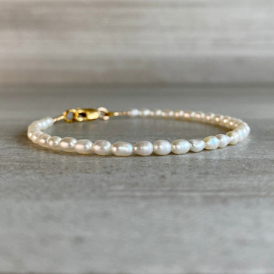 Tiny Pearl Bracelet
