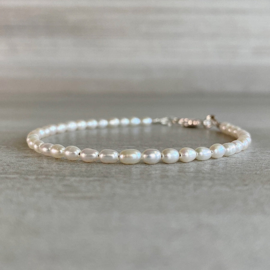 Tiny Pearl Bracelet