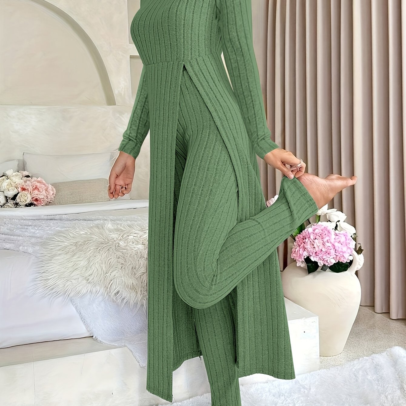 Two-piece Set of Ribbed Long-sleeved Top and Pants