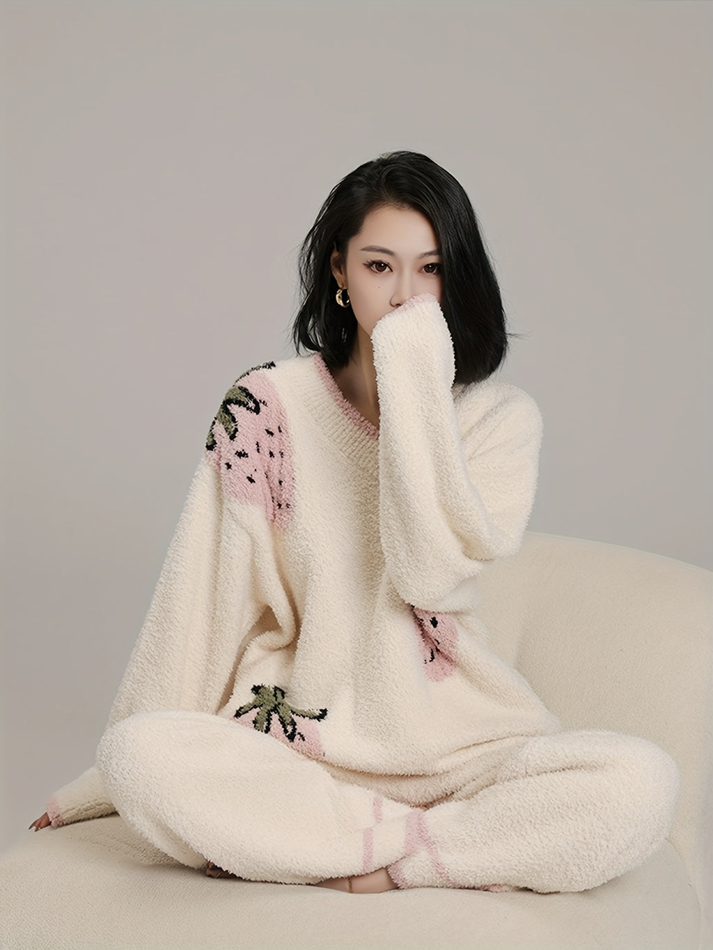 Cozy Fleece Set with "Nian Nian" Design