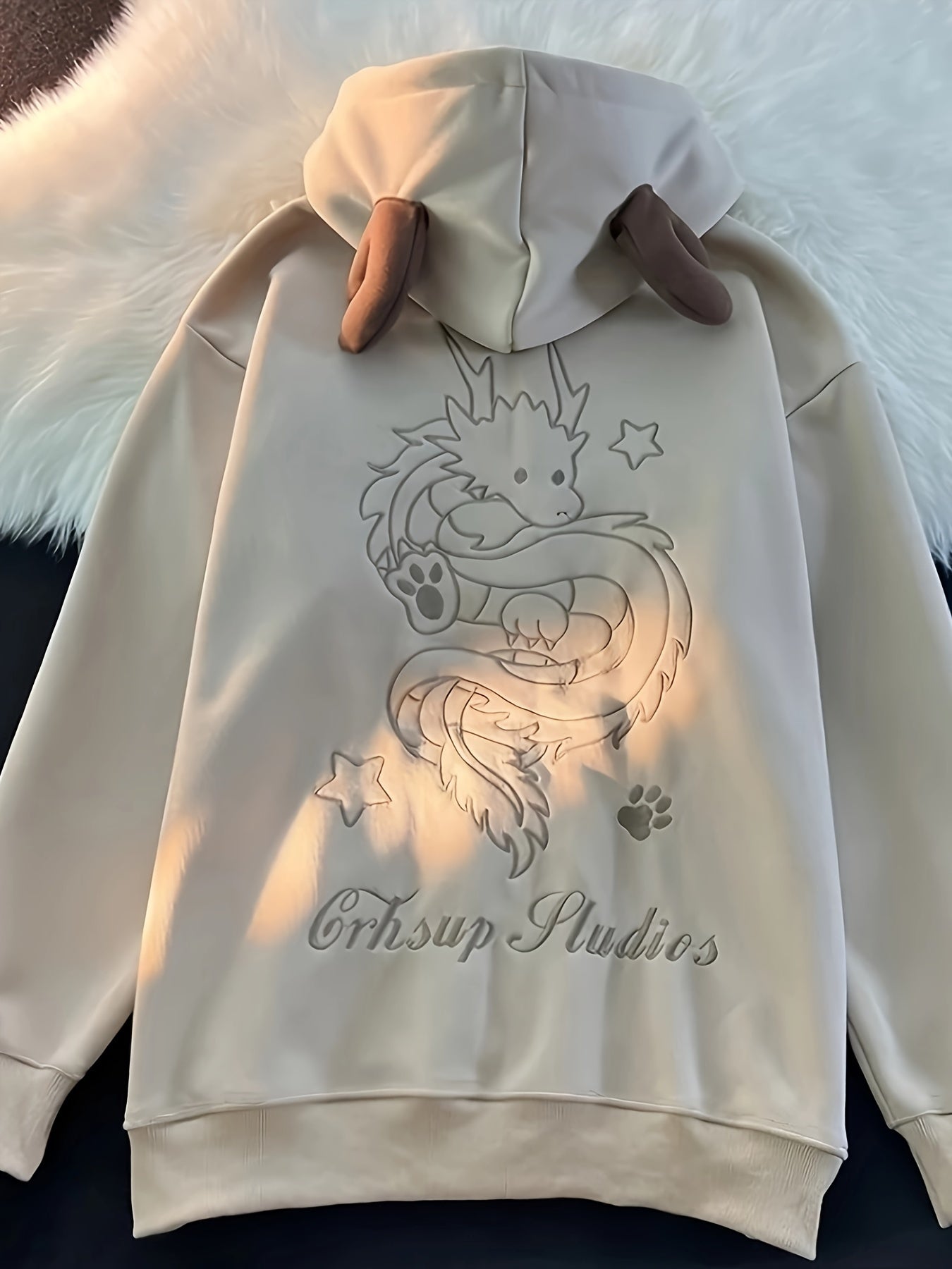 Women's Thick Fleece-Lined Hooded Sweatshirt with Intricate Dragon & Star Embroidery - Cozy Winter Pullover, Machine Washable Casual Outerwear, Cute Sweatshirts, Autumn Wardrobe, Trendy Hooded Top, Soft Fabric Construction