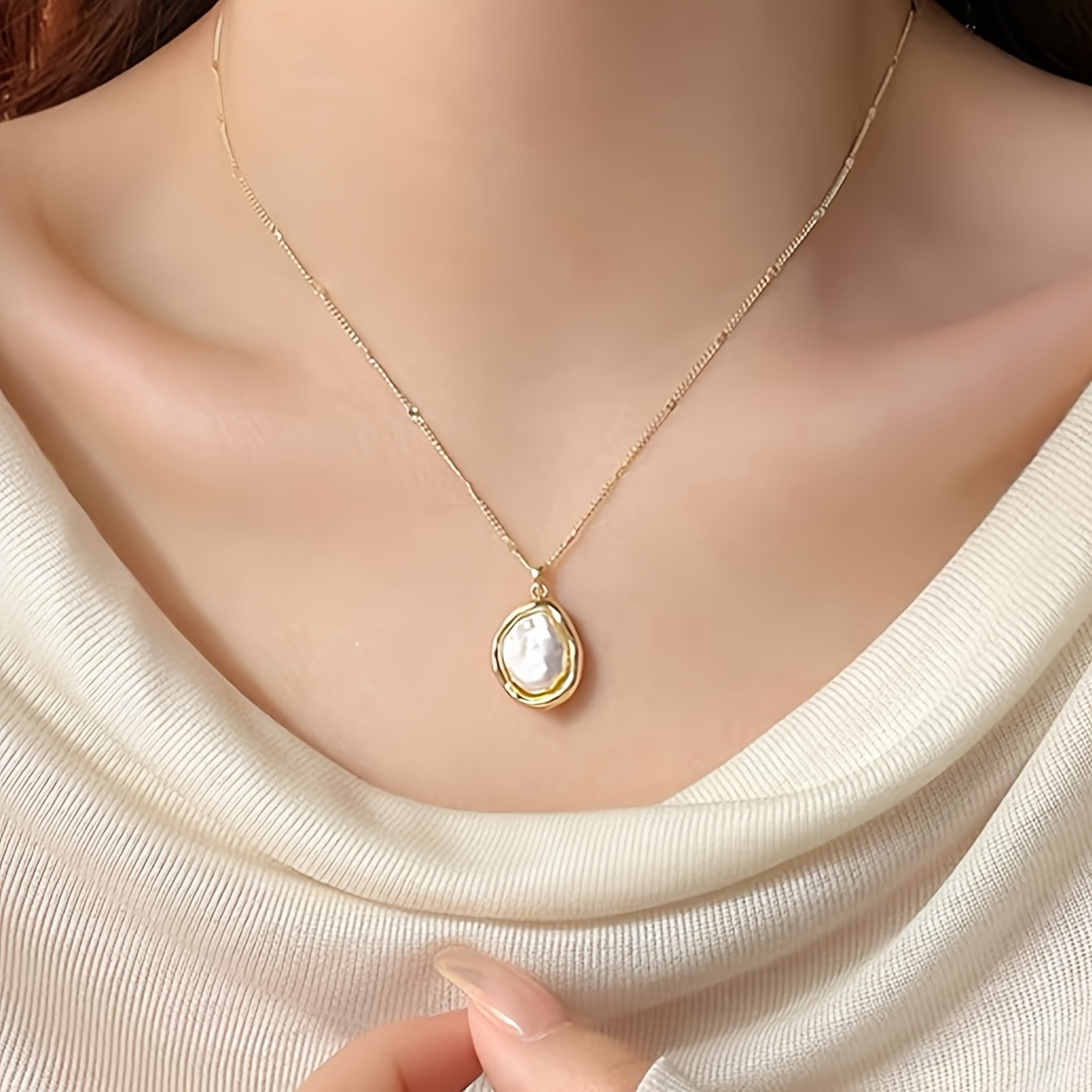 Copper Imitation Pearl Pendant Necklace