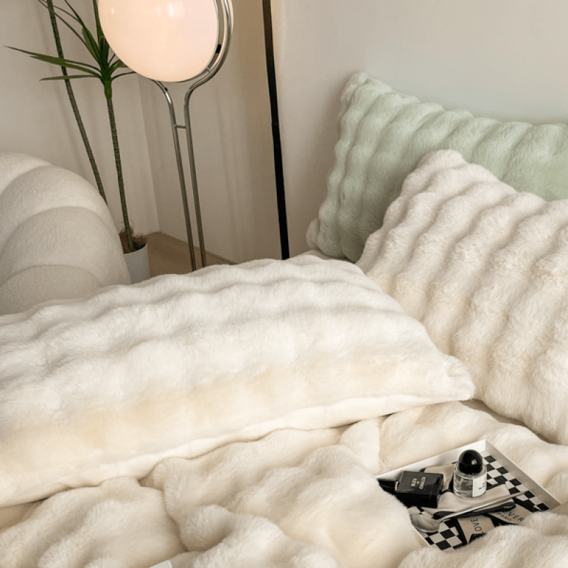 {2pcs} Bubble Imitation Rabbit Plush Pillowcases