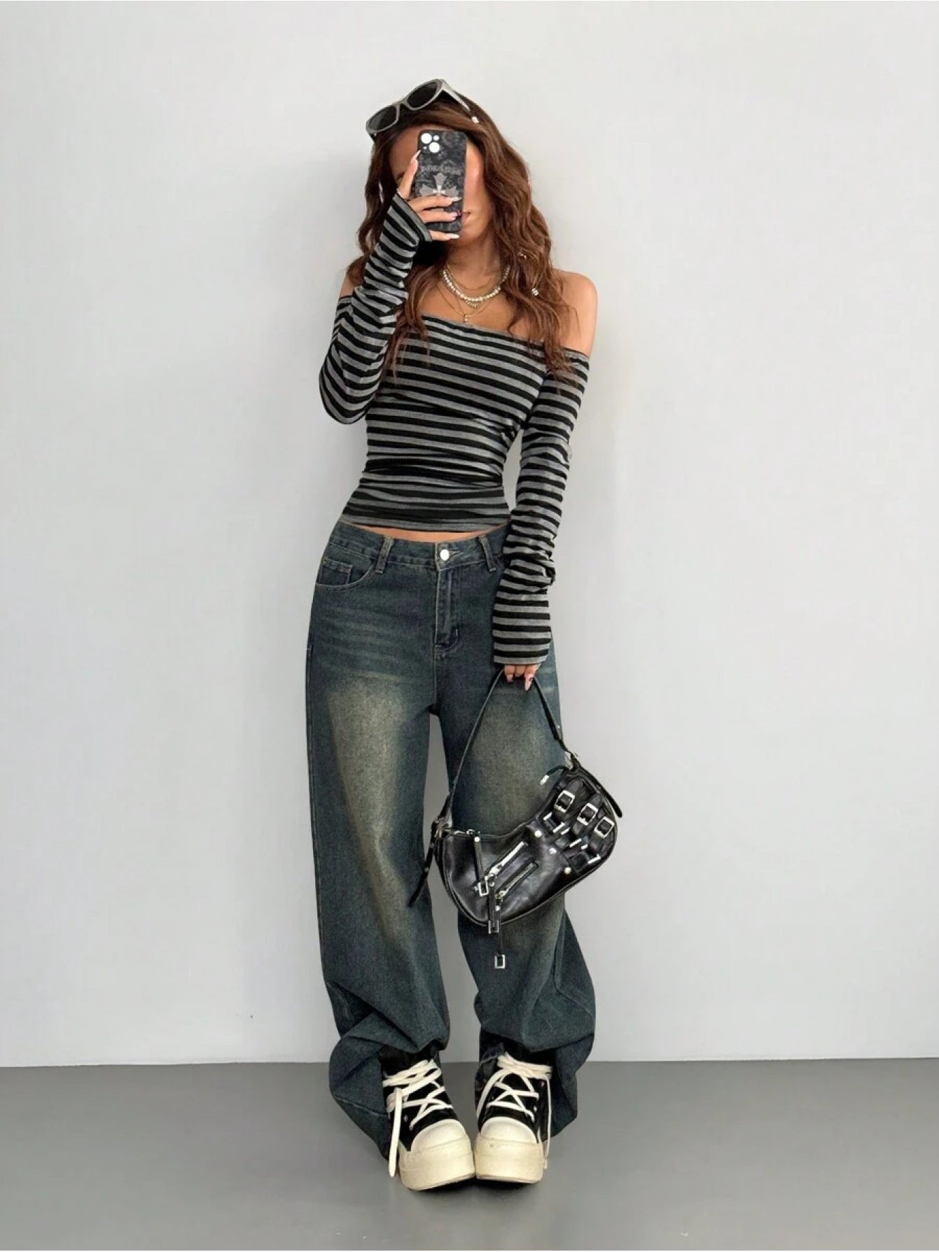 Women's Y2K Off-Shoulder/Boat Neck Long Sleeve T-Shirt - Slim-Fit X-Line Top with Letter Print, Grey Winter Blouse for Layering, Jeans & Dresses (Machine Washable) - Fall/Winter Fashion Staple, Loose Full Sleeves Tops For Wom