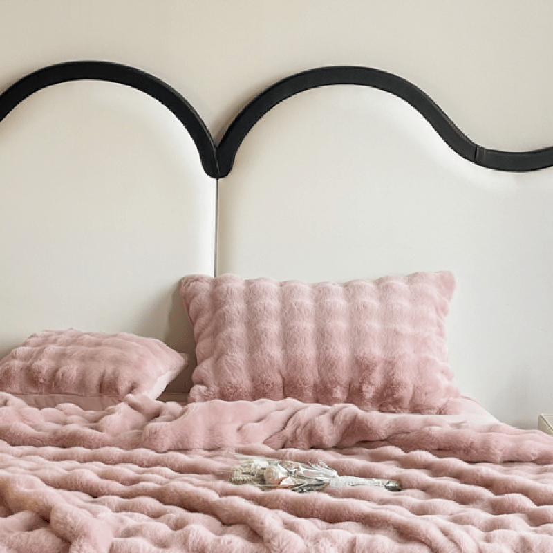 {2pcs} Bubble Imitation Rabbit Plush Pillowcases