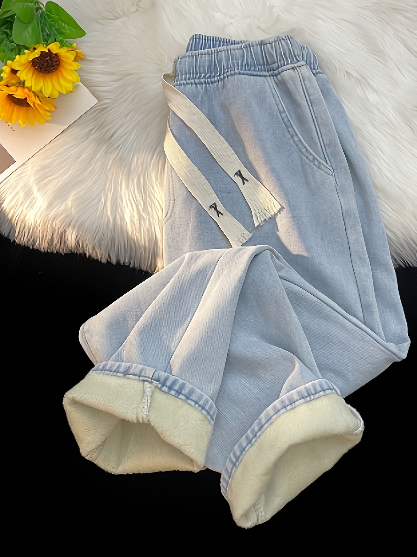 Fleece-Lined Heat-Retaining Slimming Elastic Waist Drawstring Light Blue Jeans