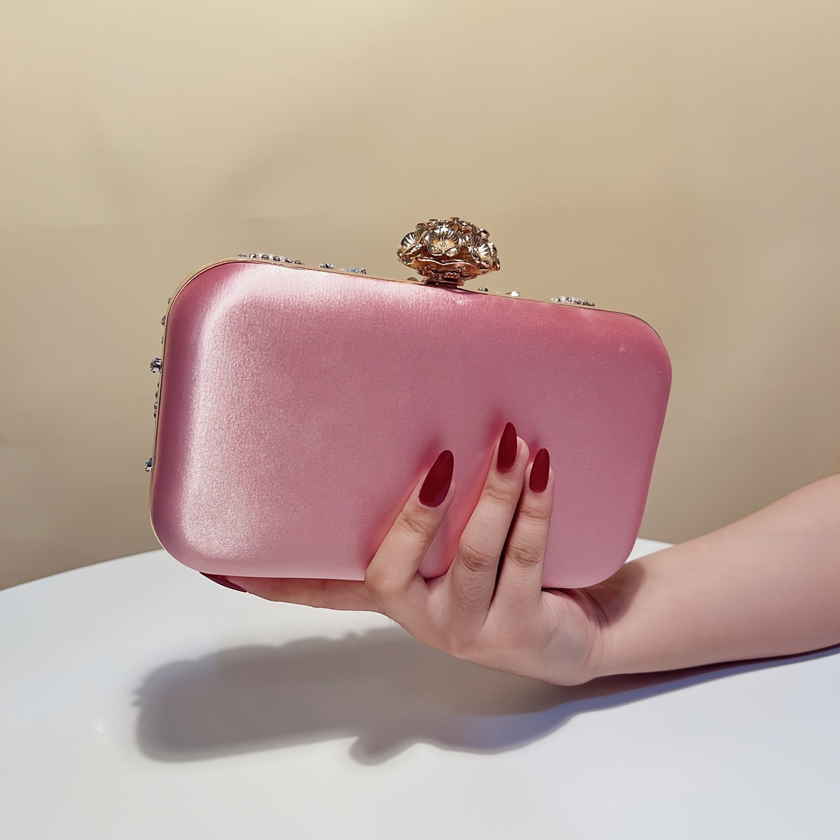 Beaded Clutch Handbag with Detachable Strap