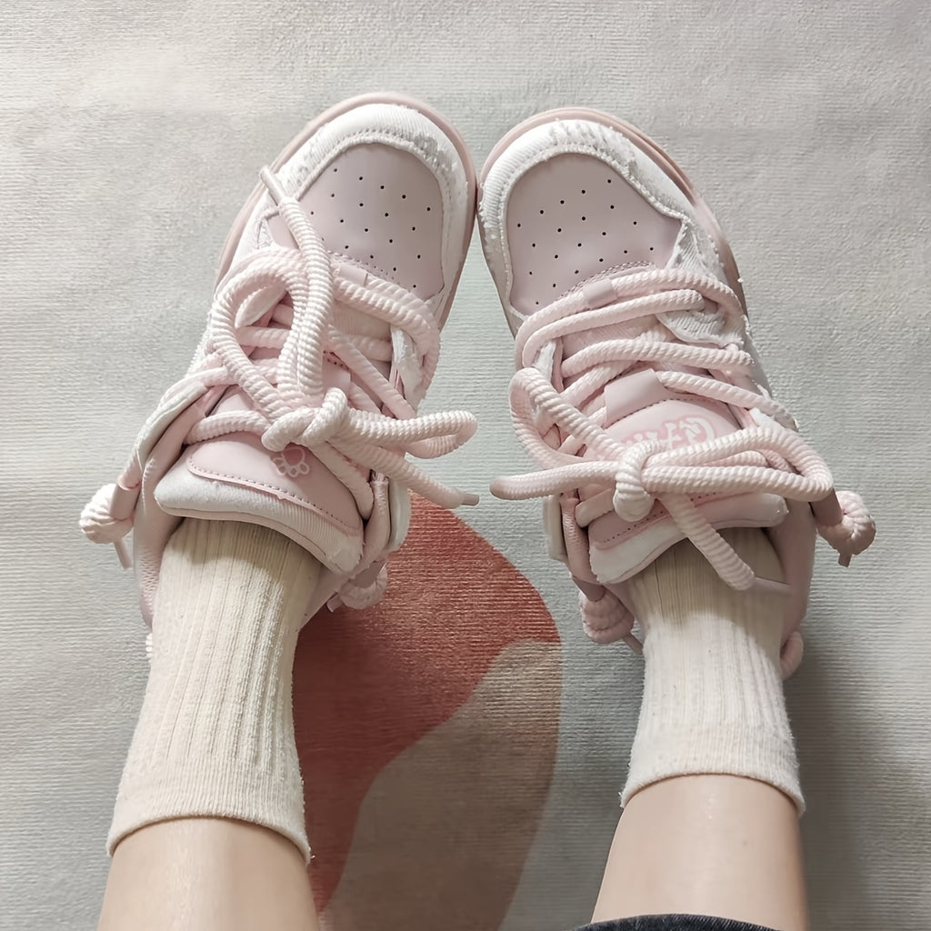 Low Top Lace-Up Cartoon Pattern Skateboarding Shoes