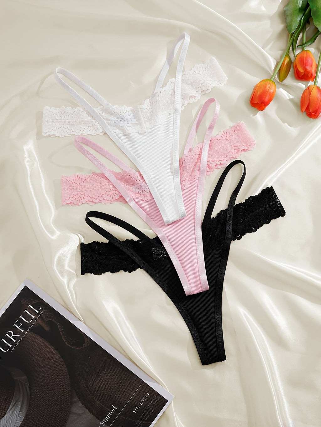 {3pcs} Low-Rise Suspender Lace Bikini Briefs with Double Waistband