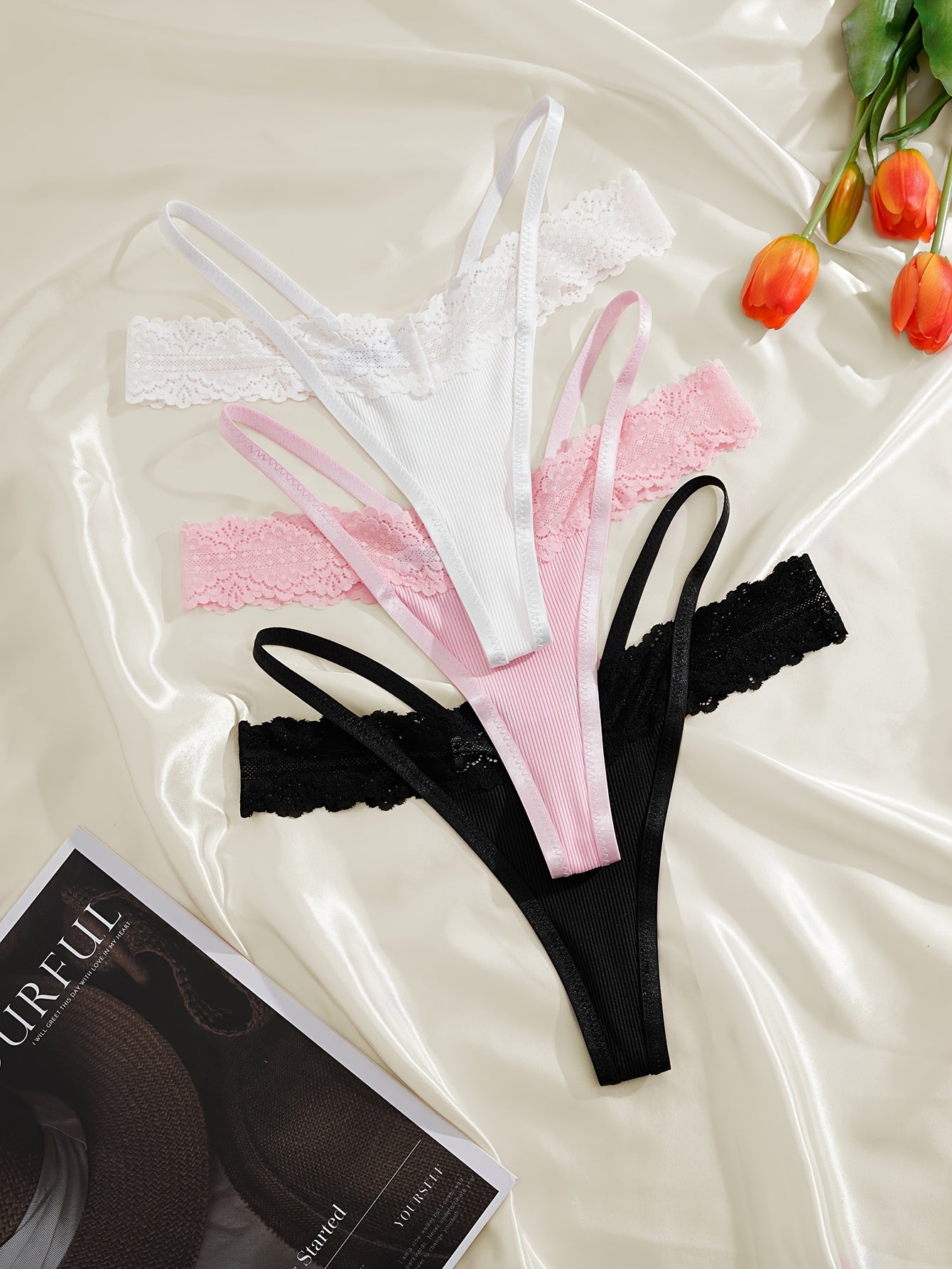 {3pcs} Low-Rise Suspender Lace Bikini Briefs with Double Waistband