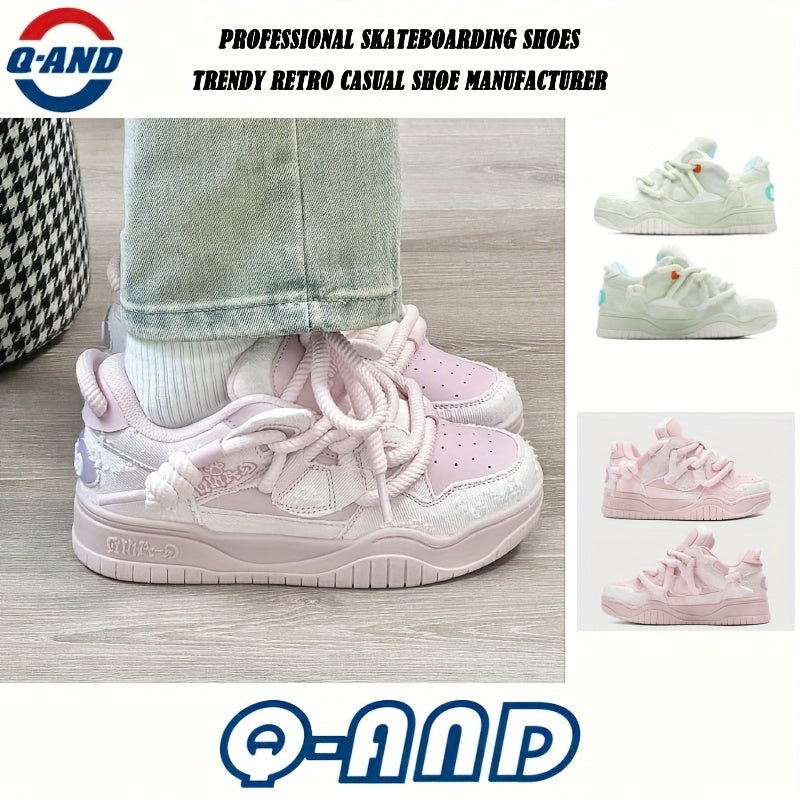 Low Top Lace-Up Cartoon Pattern Skateboarding Shoes