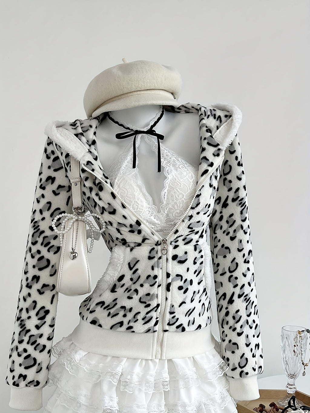1pc Women'S Soft Fleece Hooded Jacket with & Leopard Print - Cozy Winter Warmth, Full-Zip Casual Outerwear, // Animal Pattern, Machine Washable