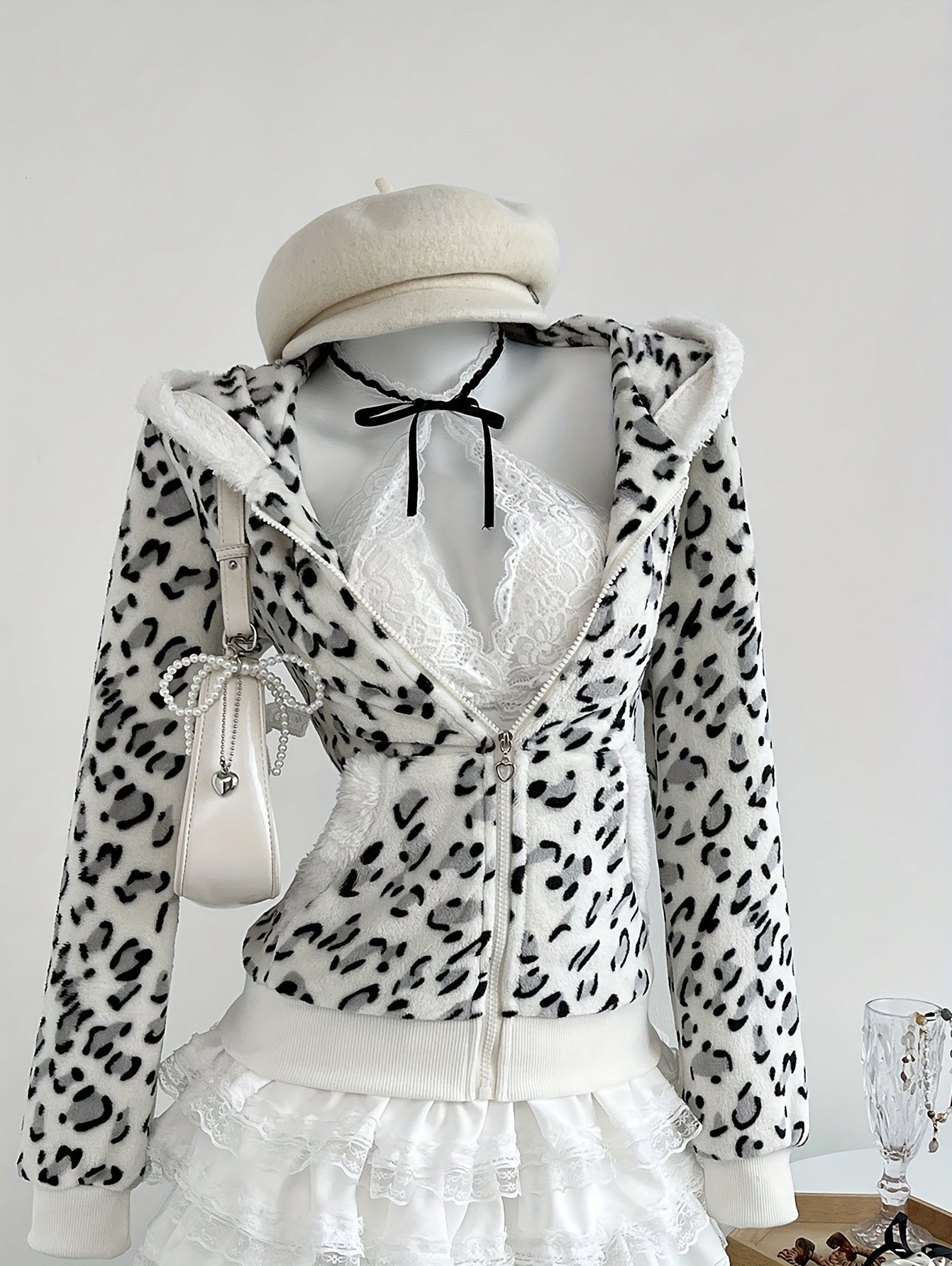 1pc Women'S Soft Fleece Hooded Jacket with & Leopard Print - Cozy Winter Warmth, Full-Zip Casual Outerwear, // Animal Pattern, Machine Washable