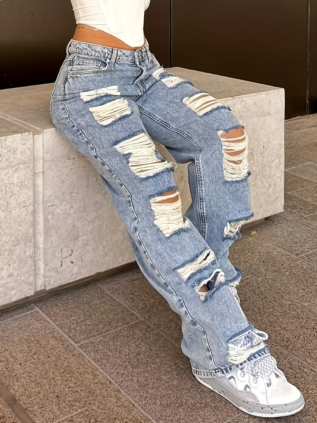 Straight Distressed Jeans