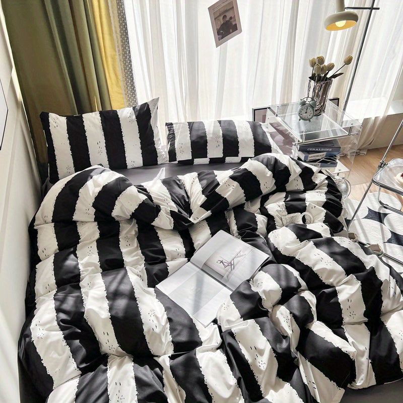 Black and White Striped Modern Minimalist Style Duvet Cover Set