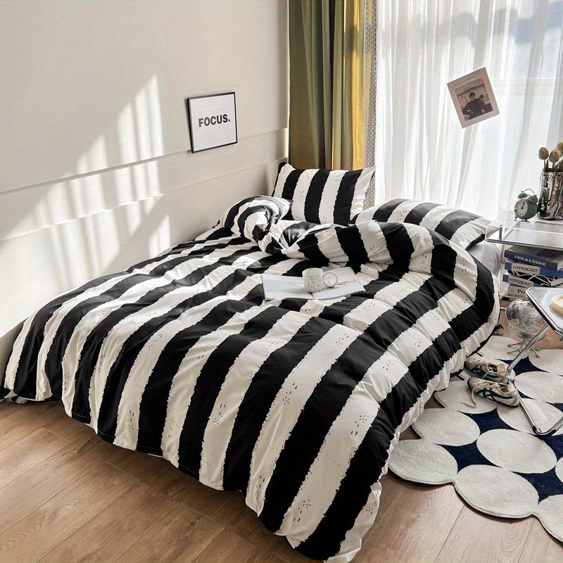 Black and White Striped Modern Minimalist Style Duvet Cover Set