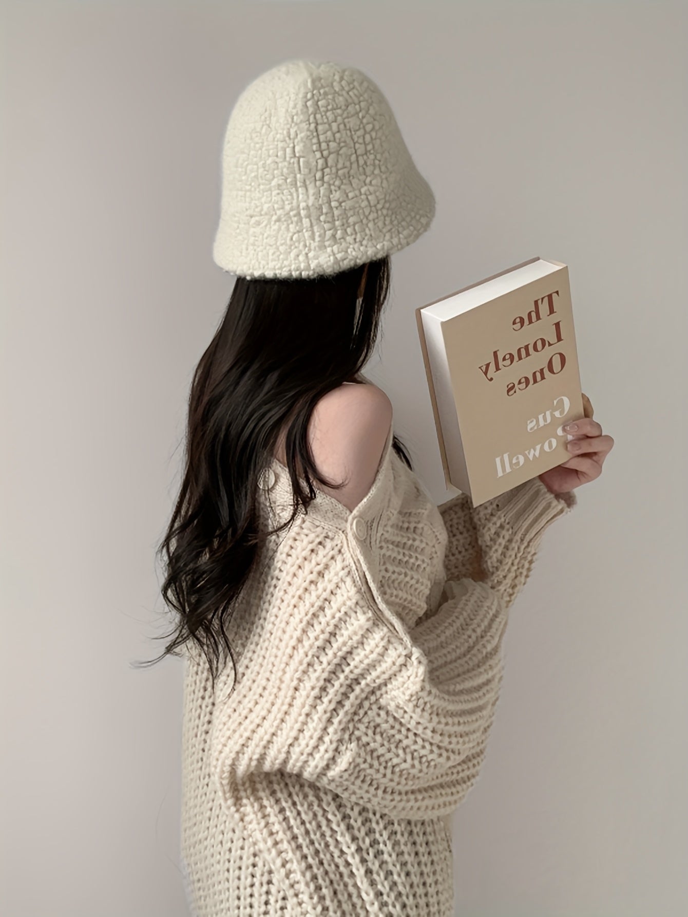 Women'S Elegant Sweater - Long Sleeve Button-Front Sweater with Twist Design, /Neutral Tones, Chic Office to Party Outfit for Fall/Winter, Everyday & Formal Events - Women'S Fashion Sweater, Sweater, Winter Clothing, Geometri