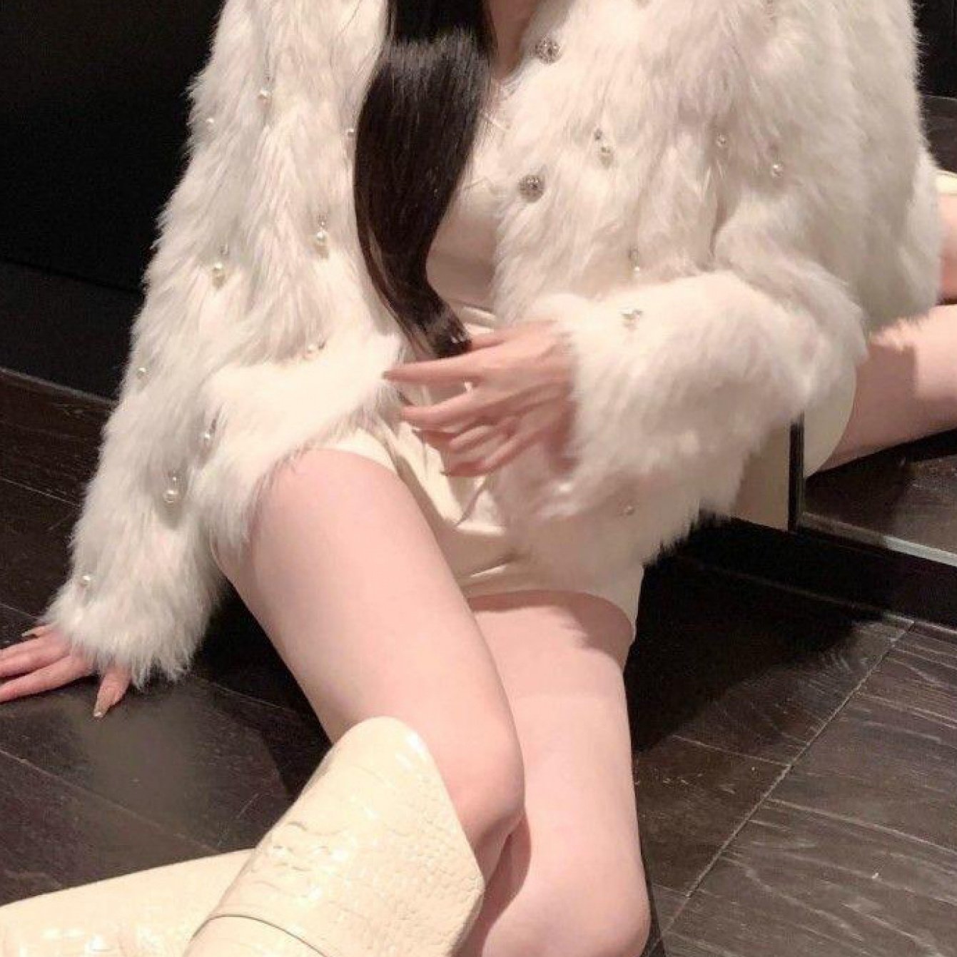 Sophisticated Cropped Plush Cardigan