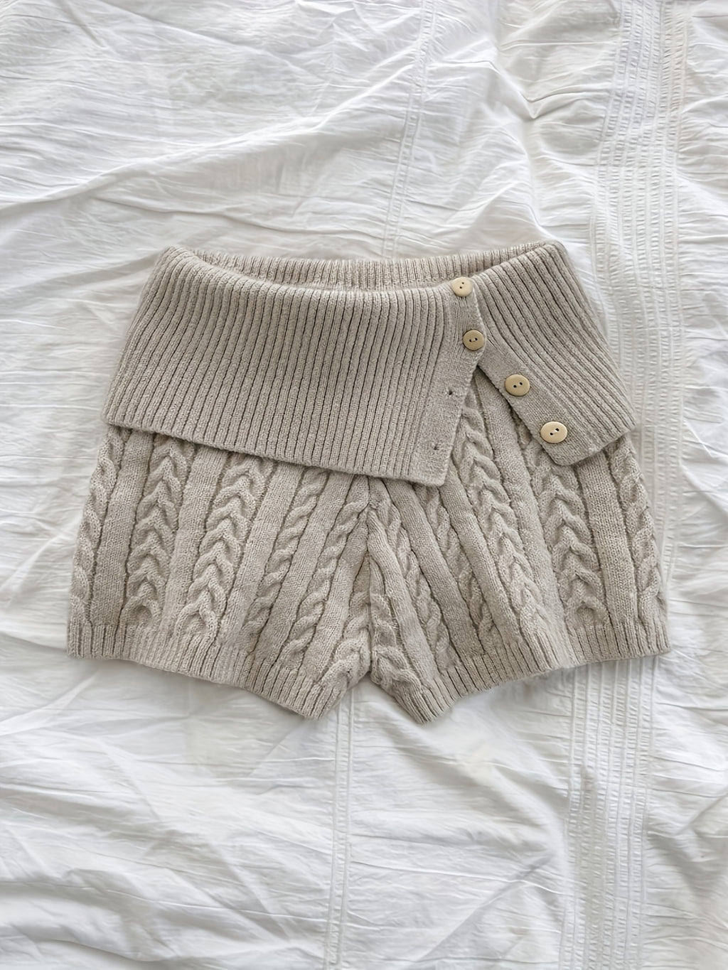 Lapel Button Waist Sweater Shorts