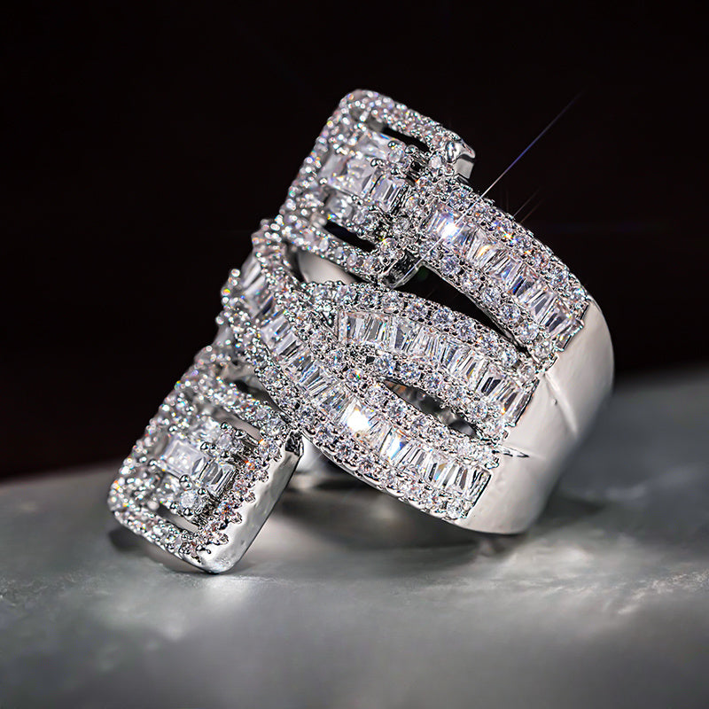 Luxury Synthetic Zirconia 1 Inlaid Sparkling Multi-Layer Design Engagement Ring