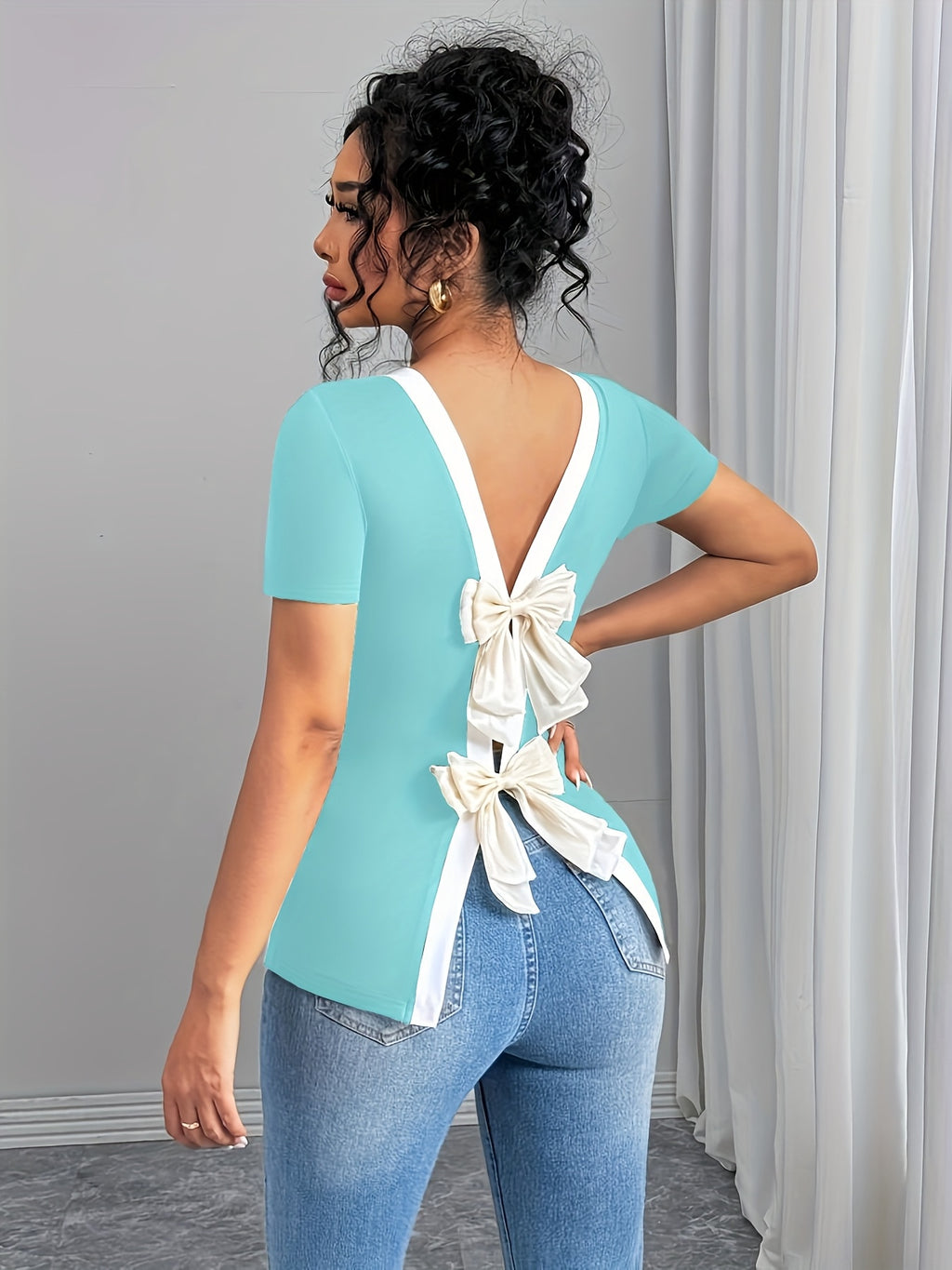 T-Shirt with White Bow Detail