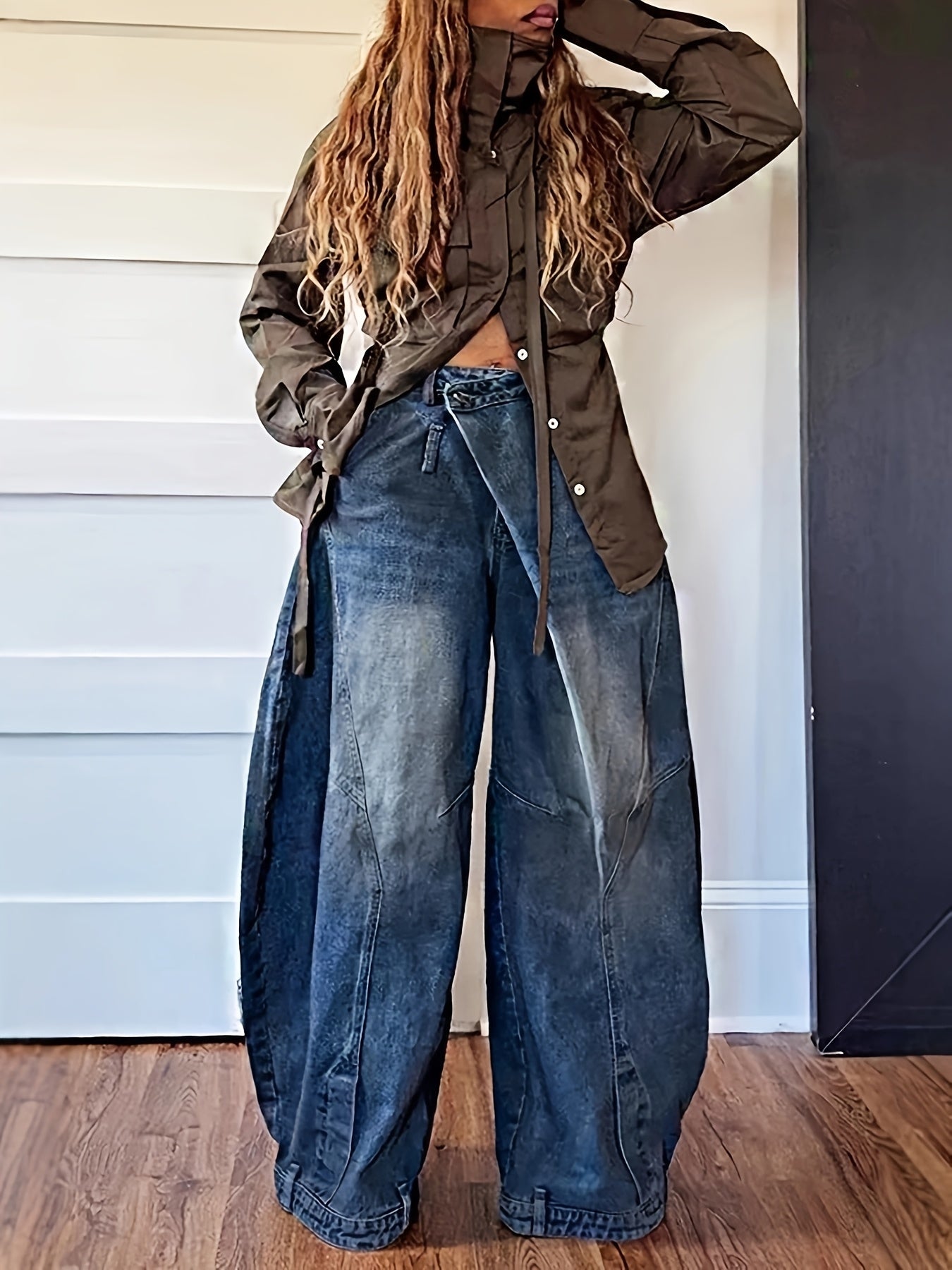 Distressed Washed Jeans