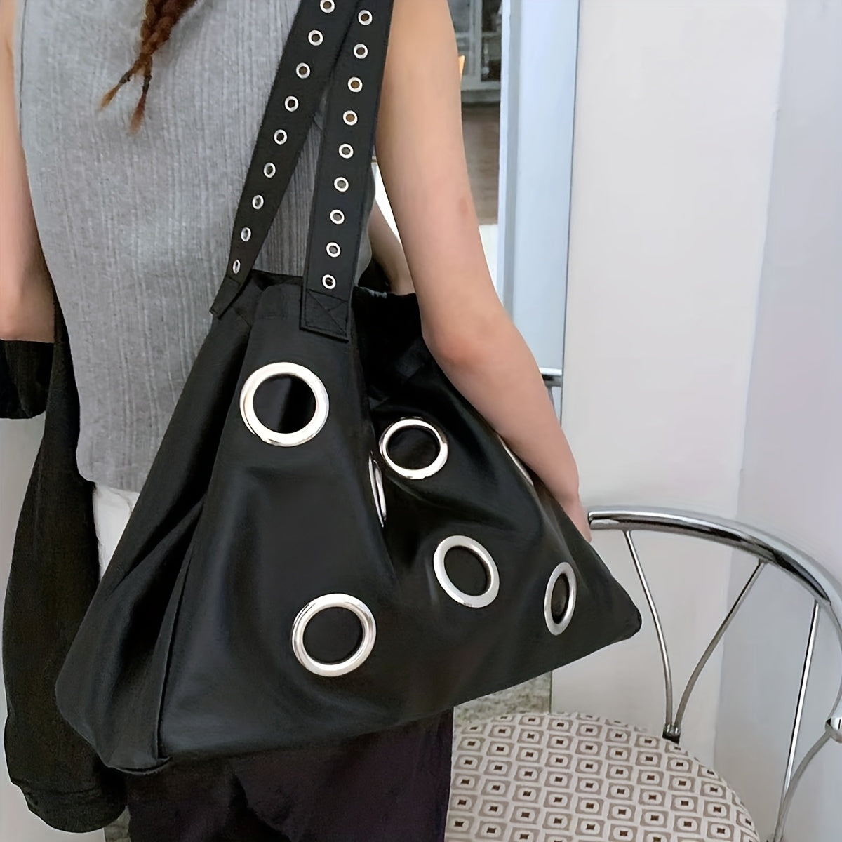 Vintage Large Capacity Rivet Eyelet Decor Underarm Shoulder Bag, Fashionable Large Capacity Rivet Eyelet Decor Handbag, Large Capacity Punk Style Rivet Decor Tote Bag, High-Quality PU Material, Extra Large Capacity, Rivet Eye