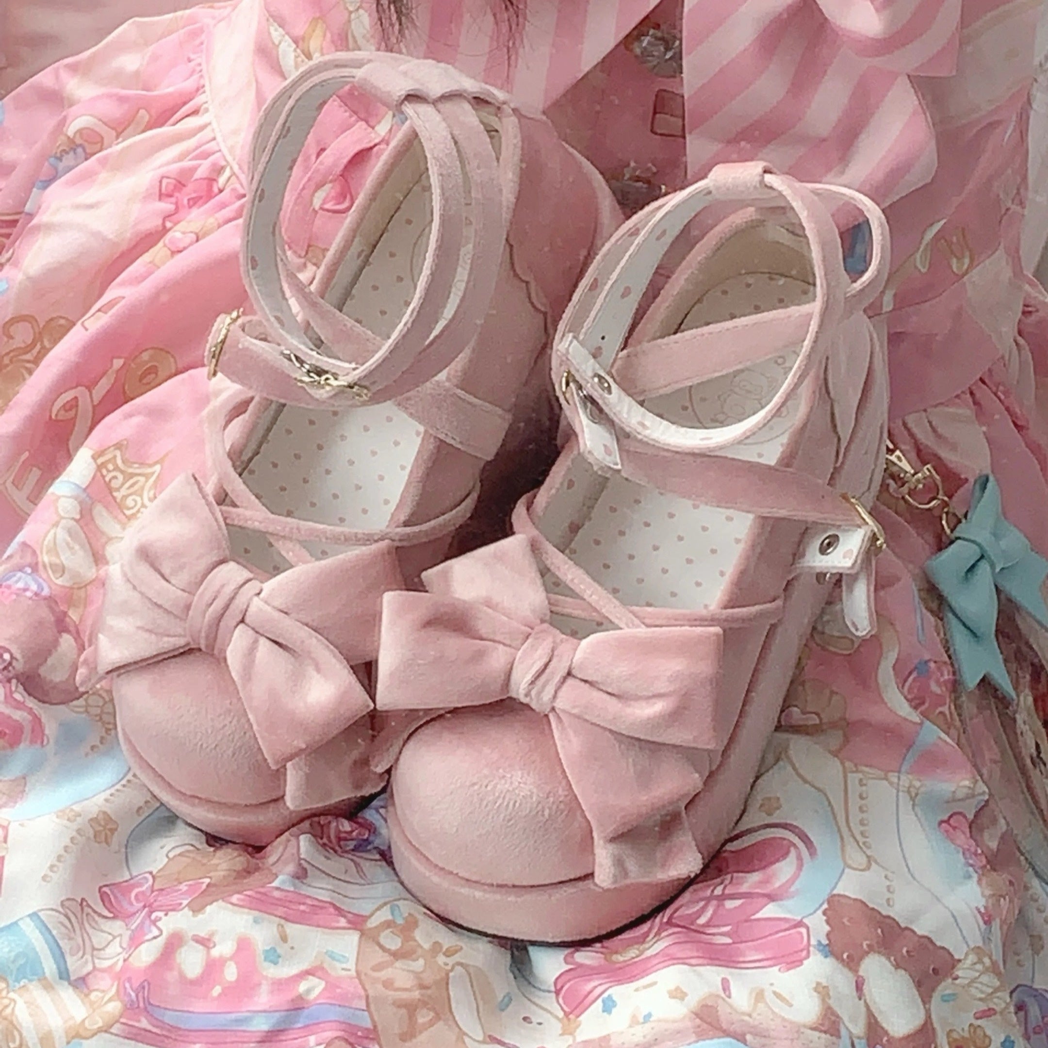 Mid-Heel Round Toe Slip-On Loafers