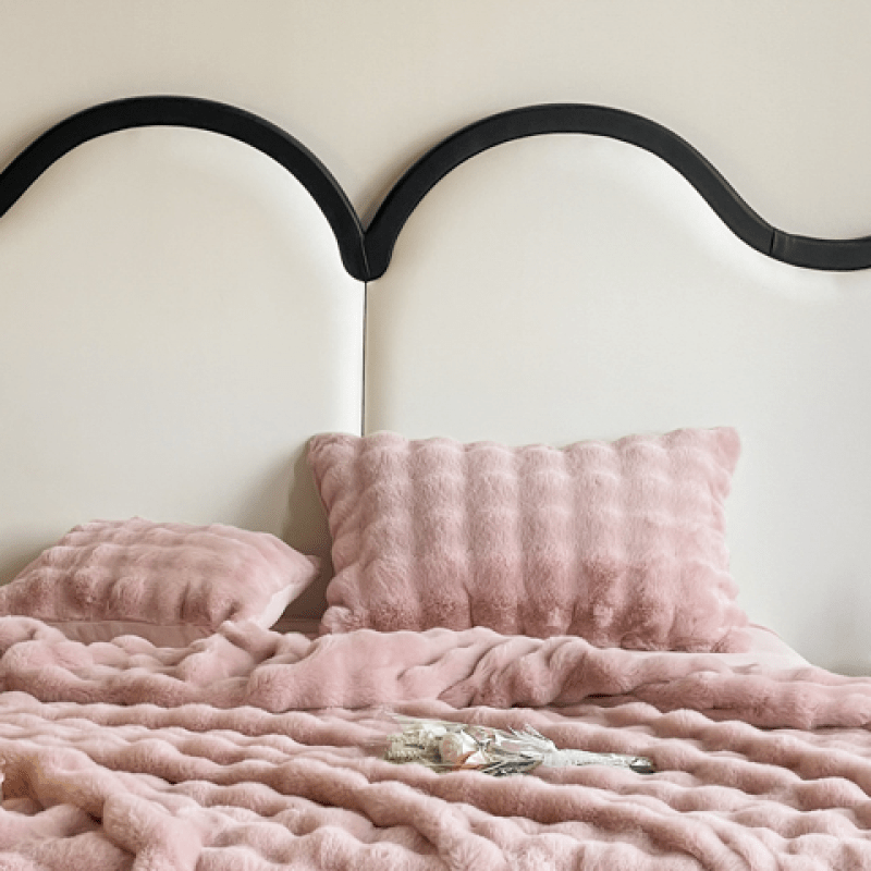 {2pcs} Bubble Imitation Rabbit Plush Pillowcases