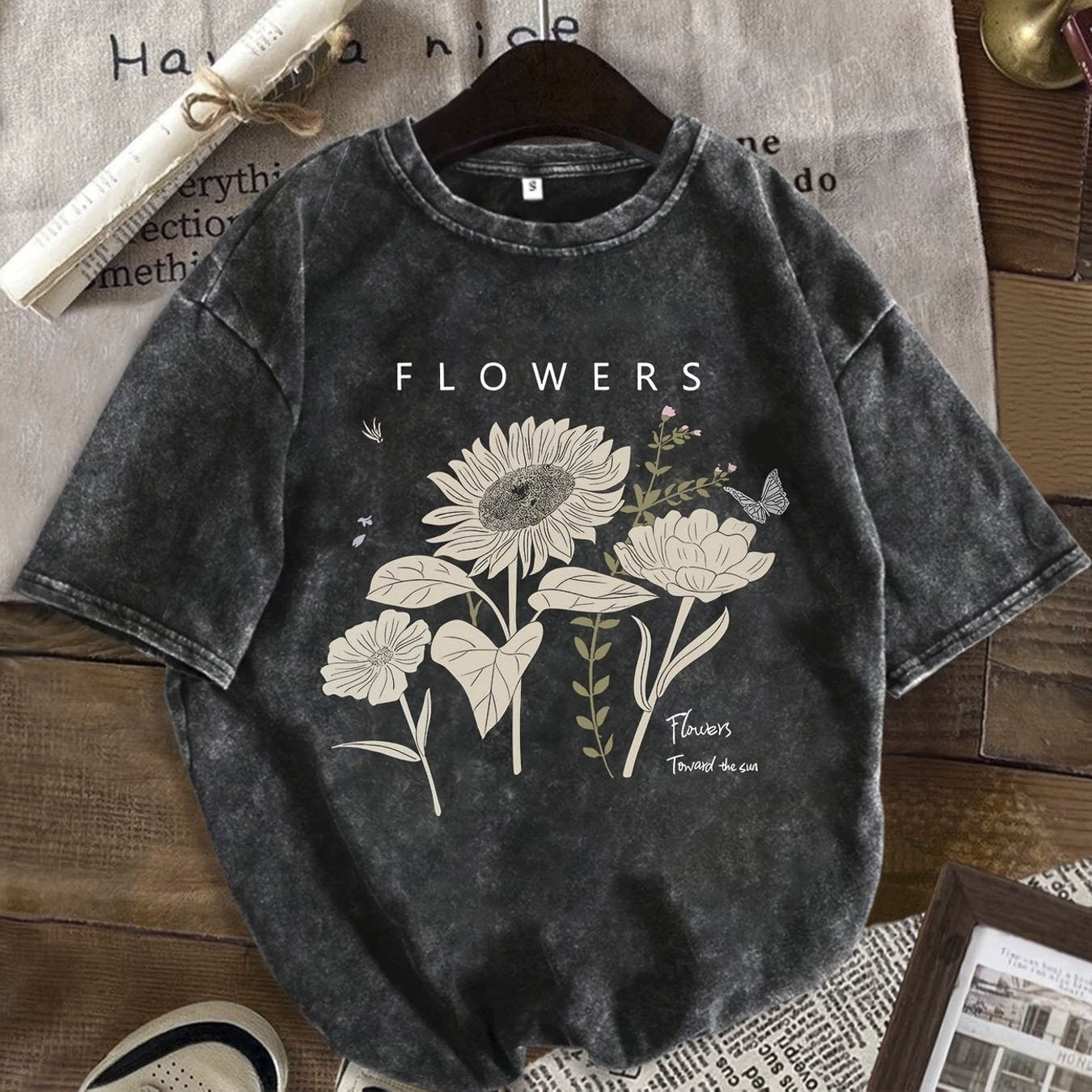 Women's Y2K Retro Vintage Washed Cotton T-Shirt - 230GSM Soft Relaxed Fit Short Sleeve Tee with Floral Print & FLOWERS Graphic, All-Season Casual Top for Summer Outfits & Holiday Gifts, Vintage T Shirts, Soft Fabric, Machine