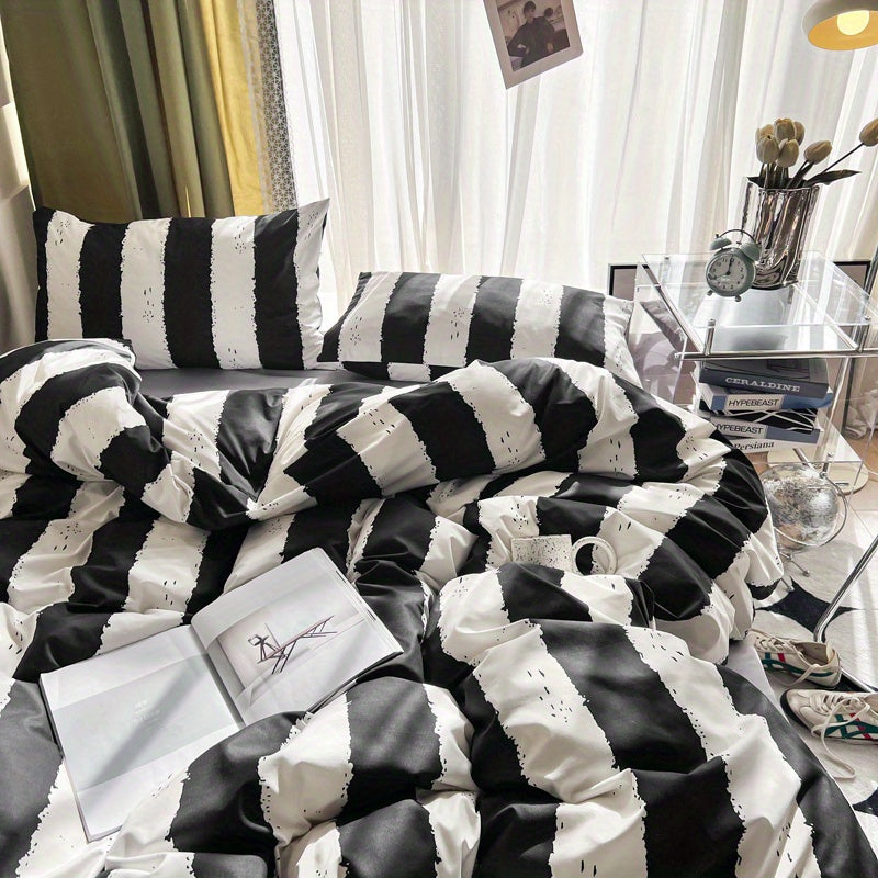 Black and White Striped Modern Minimalist Style Duvet Cover Set