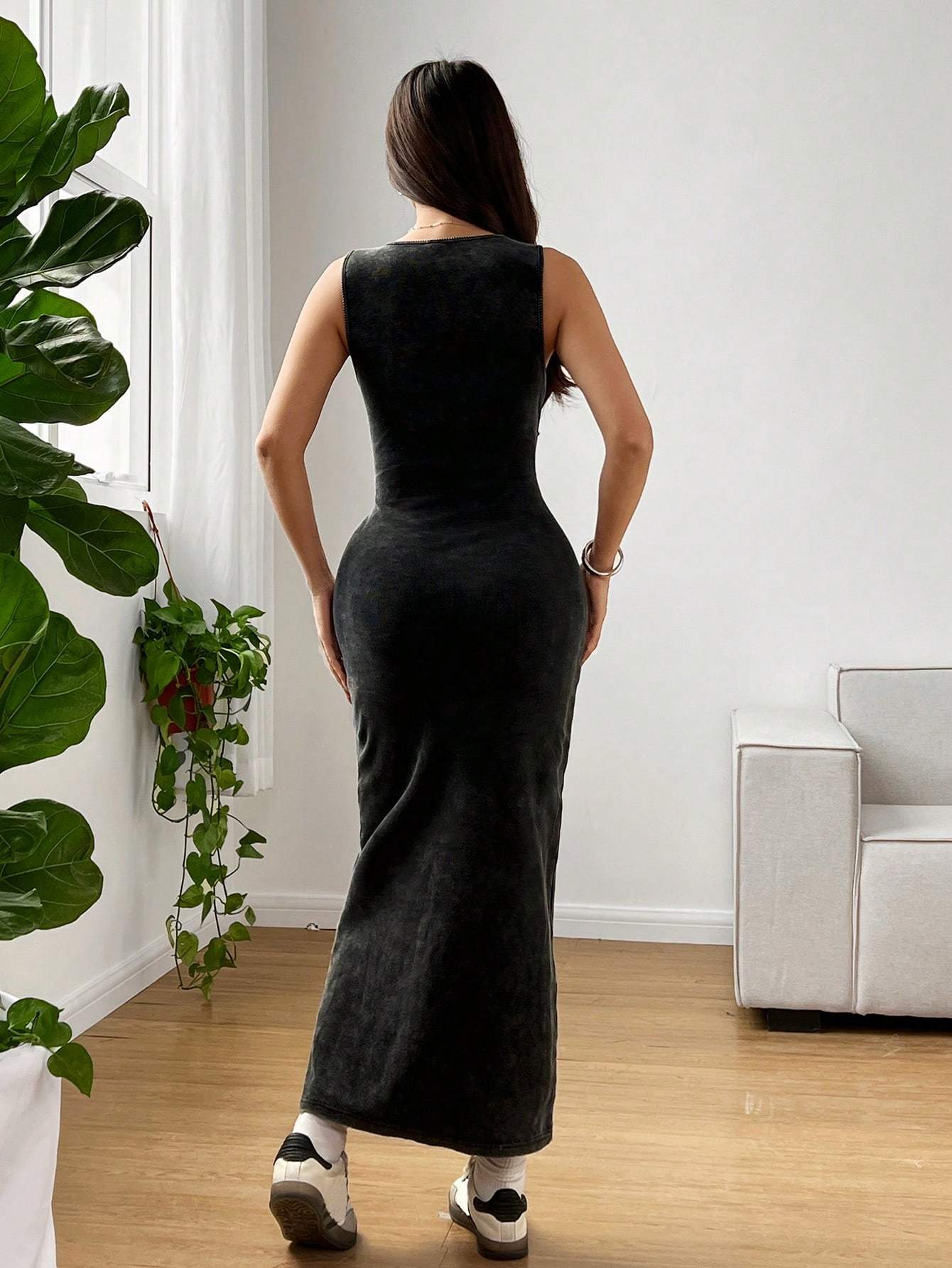 Sleeveless Bodycon Dress