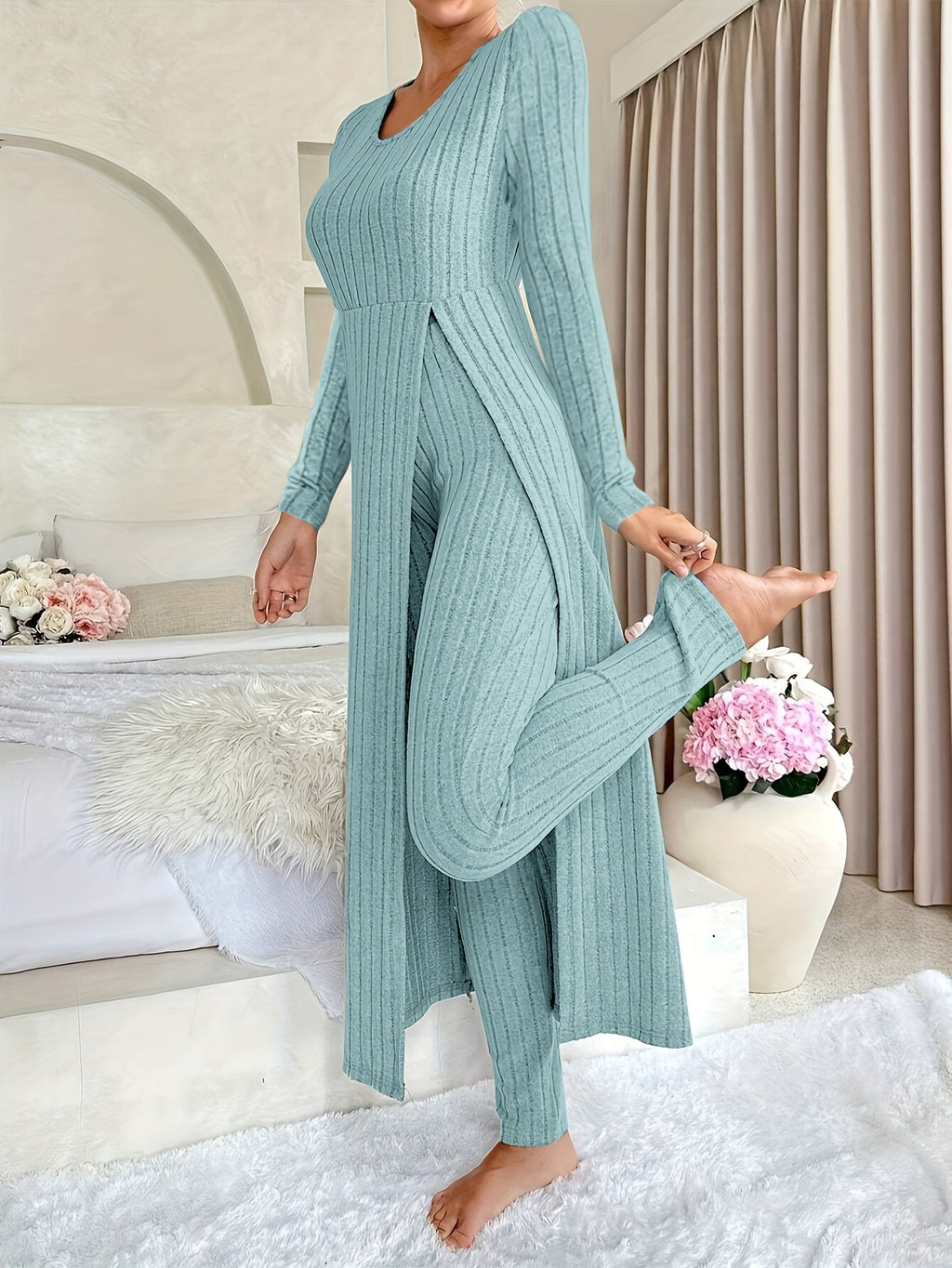 Two-piece Set of Ribbed Long-sleeved Top and Pants
